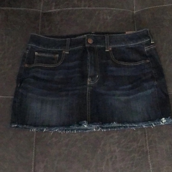 American Eagle jean skirt - Picture 1 of 3